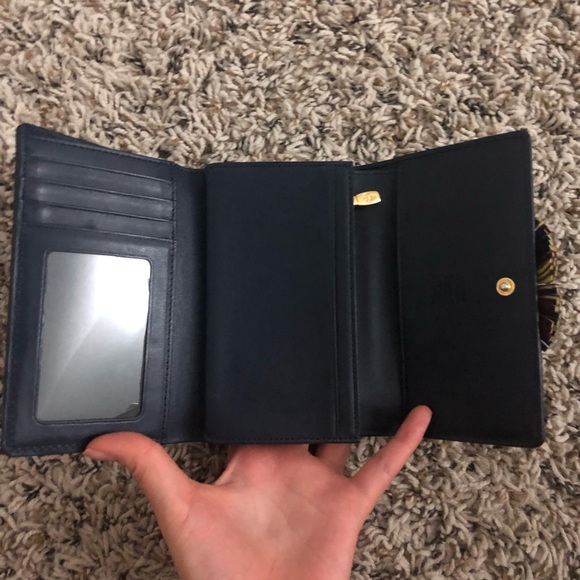 ‼️SOLD‼️MCM Three fold line tassel wallet - Picture 6 of 8